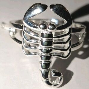 High Quality Bold Retro Unisex Detailed Scorpion Ring Size 9 Sterling Silver